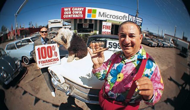 microsoft-used-car-sales-man-windows-discount1